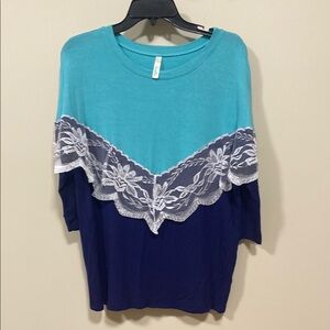 Celeste 3/4 sleeve top small